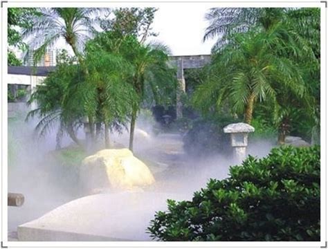 High Pressure Atomizing Water Mist Fountain With Cooling Fog Mist Spray Nozzle