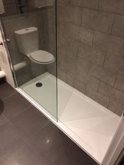 1700 x 700 Orca Shower Tray & Glass Screen | in Aberdeenshire | Gumtree