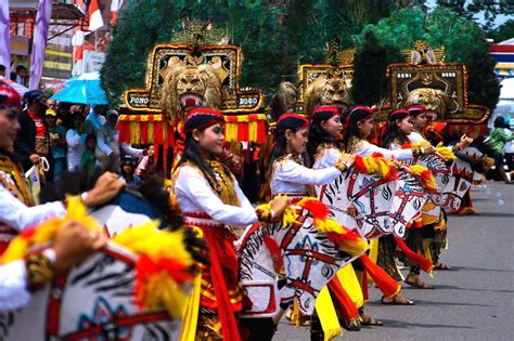 Reog Ponorogo Indonesian Culture and Tradition | Travel Guide Ideas