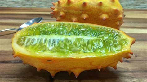 Kiwano Melon / Horned Melon - What is this Exotic Fruit? - RunAwayRice