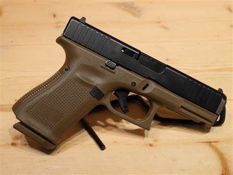 Glock 19 Gen 5 FDE 9mm * - Adelbridge & Co. Gun Store