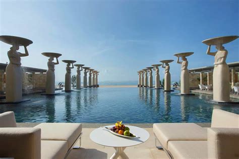 The Mulia: Luxury Hotel Resort & Villas, Nusa Dua Bali | The Luxe Voyager