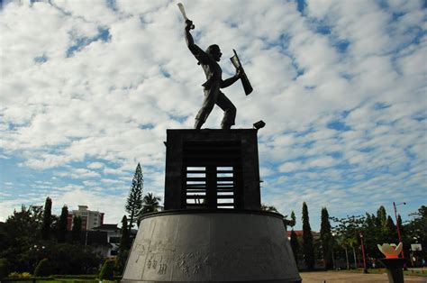 Pattimura Monument, Ambon