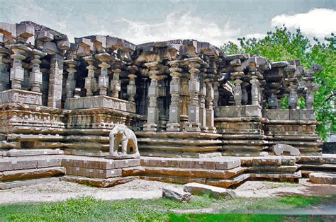 The Thousand Pillar Temple at Warangal | Mystery Of India