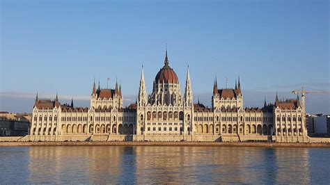 Hungarian Parliament Building - Wikiwand