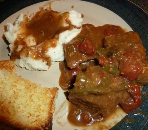 Swiss Steak With Gravy | Just A Pinch Recipes