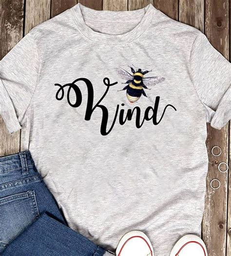 Bee Kind Classic T-Shirt - FashionX