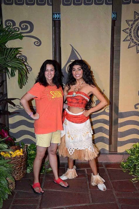 Where to Meet Moana at Disney World | Lola Lambchops