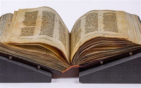 DC museum unveils rare 1,000-year-old Hebrew Bible | The Times of Israel