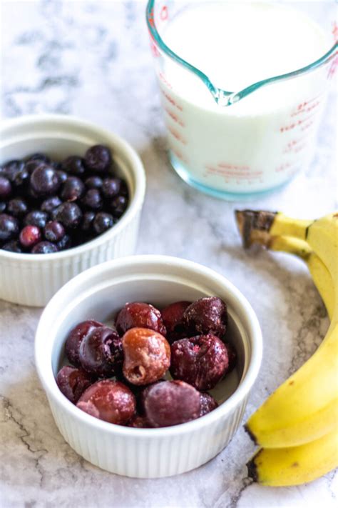 The Most Delicious Cherry Berry Smoothie Recipe