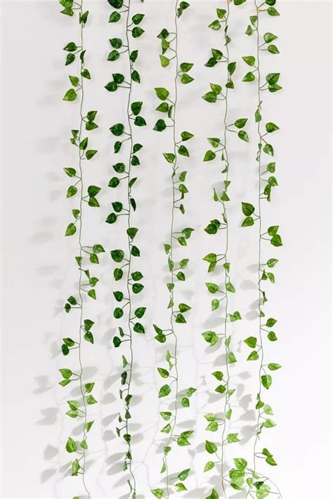 Faux Hanging Vine Garland | Boho bedroom decor, Hanging vines, Hanging plants