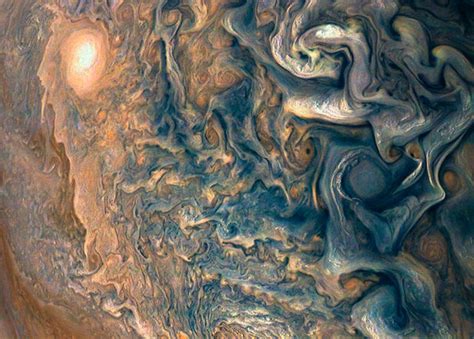 NASA Shares 30 Breathtaking Photos Of Jupiter Taken By The Juno ...