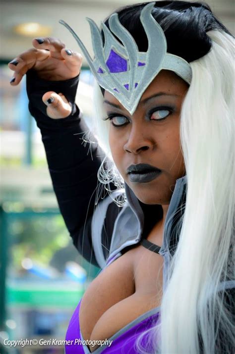 Queen Sindel Cosplay by ShadowRealmCosplay on DeviantArt