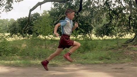 "Run Forrest, run!" - Jenny, Forrest Gump | Forrest gump, Movie clip, Running movies