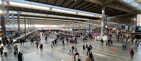 Munich Hauptbahnhof / Munich Metro timetable and maps : 2) the room is clean and.