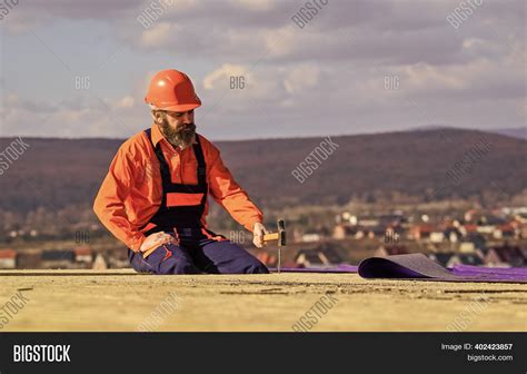 Flat Roof Installation Image & Photo (Free Trial) | Bigstock