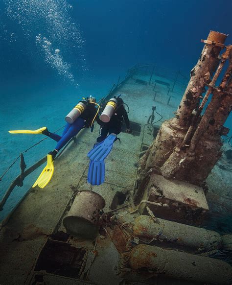 PADI Wreck Diver Specialty Course - Divinguru