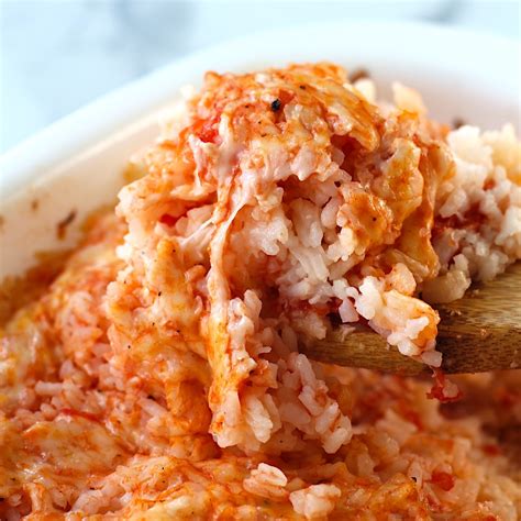 Baked Rice with Cheese and Tomatoes - Easy Brazilian Food