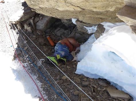 The Story Behind ‘Green Boots’, Mount Everest’s Most Famous Dead Body. | Earth