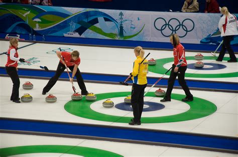 File:2010 Winter Olympics - Curling - Women - GBR-SWE.jpg - Wikimedia Commons