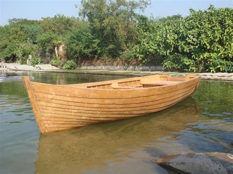 Manual Wooden Teak Wood Boat, Seating Capacity: 4 Person, Size/Dimension: 14 Feet at Rs 500000 ...