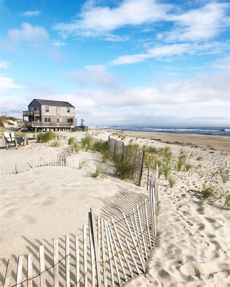 13 of the Best Nantucket Island Beaches and Map