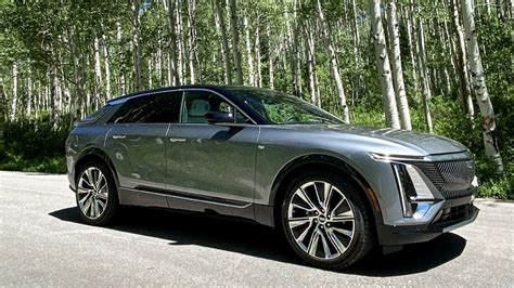 2023 Cadillac Lyriq First Drive: A Stylish EV Luxury Cruiser At Bargain ...