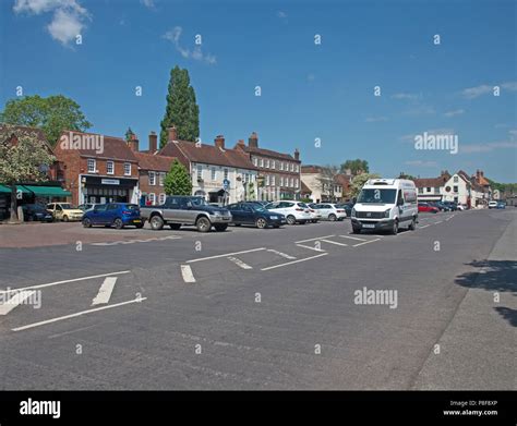 Wickham Village Main Square Hampshire Stock Photo - Alamy