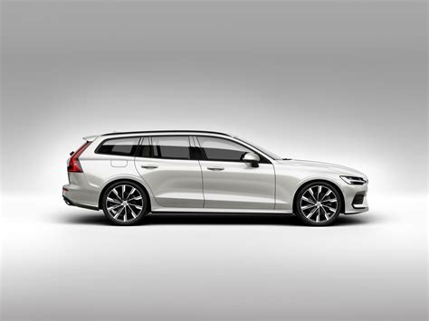 2019 Volvo V60 Hybrid Wagon Is What The Swedes Do Best - SlashGear