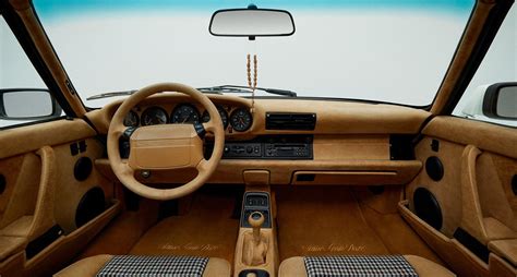 Porsche 964 Turbo Interior