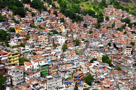 File:1 rocinha favela closeup.JPG - Wikimedia Commons