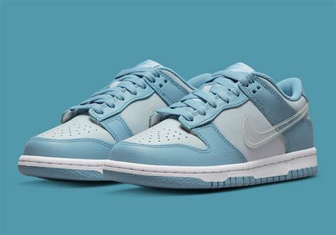 Nike Dunk Low GS Blue Clear Swoosh DH9765-401 Release Date | SneakerNews.com