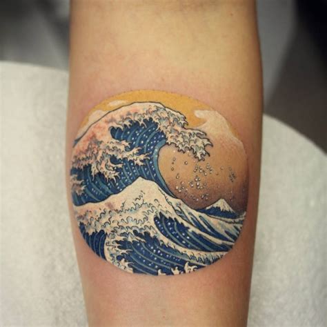 90+ Remarkable Wave Tattoo Designs - The Best Depiction of the Ocean