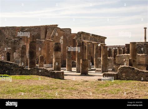 Pompeii archaeological site Stock Photo - Alamy