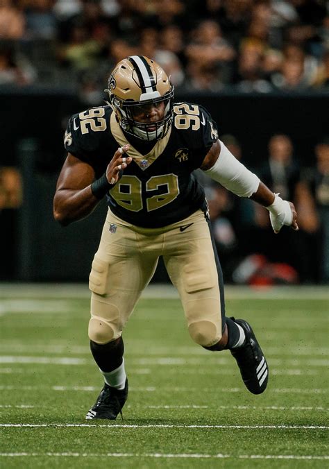 Saints Activate DE Marcus Davenport