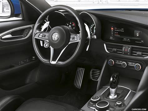 2017 Alfa Romeo Giulia Veloce - Interior | HD Wallpaper #4