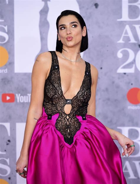 Dua Lipa – 2019 Brit Awards • CelebMafia