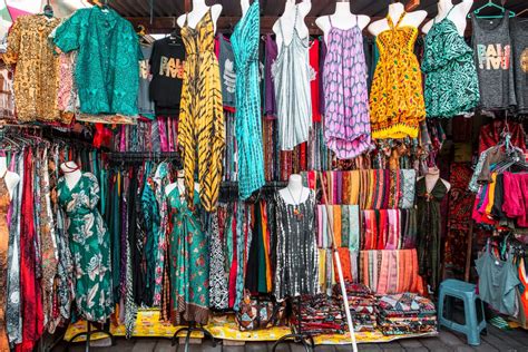 A Complete Guide to The Ubud Art Market - Omnivagant