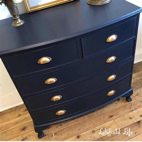 Beautiful “Navy” Fusion Mineral Paint Midnight Blue Drawers | Blue furniture, Blue painted ...