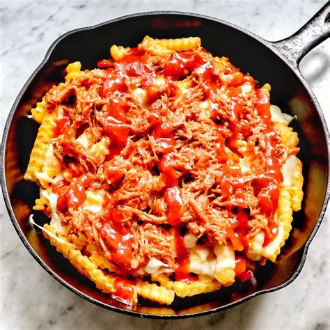 Texas Poutine (BBQ pulled pork poutine recipe) - Fab Everyday