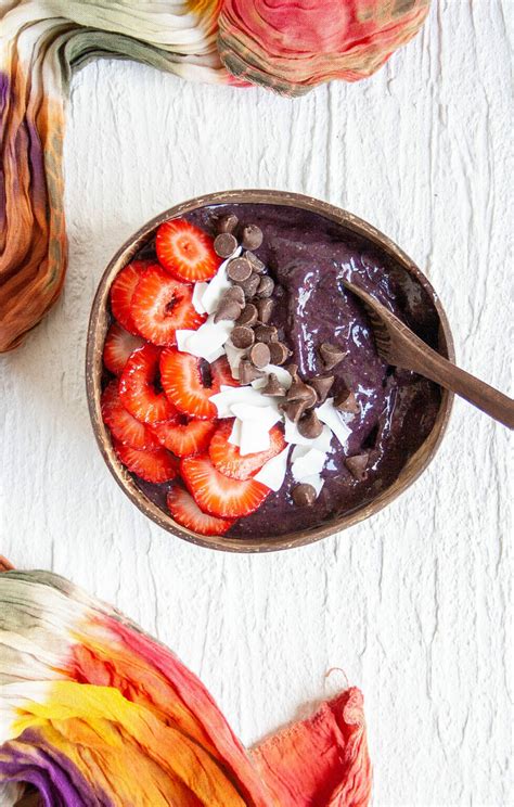 Superfood Smoothie Bowl - Create Mindfully