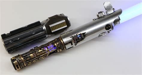 RO-LIGHTSABERS: REY SKYWALKER Lightsaber