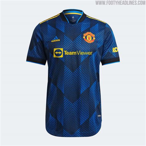 Manchester United 21-22 Third Kit Released - Yellow Shorts To Avoid ...