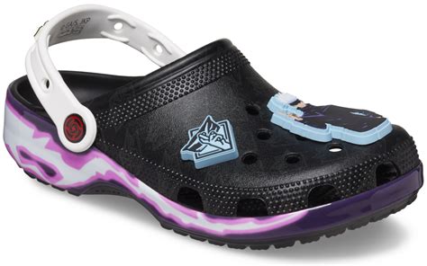 Crunchyroll Unveils Crocs x Jujutsu Kaisen Collab for Kids and Adults