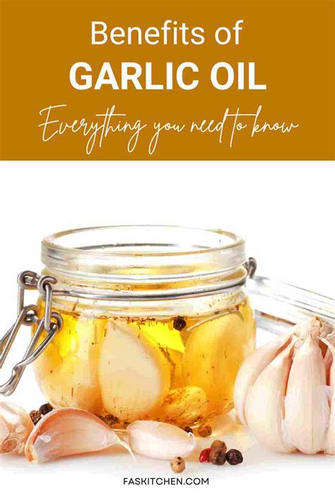 Garlic Oil 101: Nutrition, Benefits, How To Use, Buy, Store | Garlic Oil: A Complete Guide - Fas ...