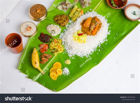 Onam Sadhya Served Banana Leaf South Stock Photo (Edit Now) 1907576494