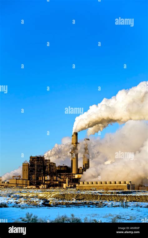 Coal Electric power plant pollution New Mexico Stock Photo - Alamy