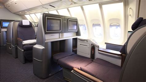 The best Business Class seats on United's Boeing 747 - Executive Traveller