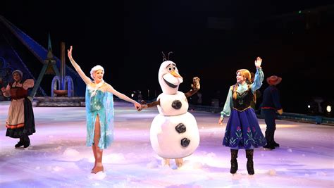 Disney on Ice Presents Frozen