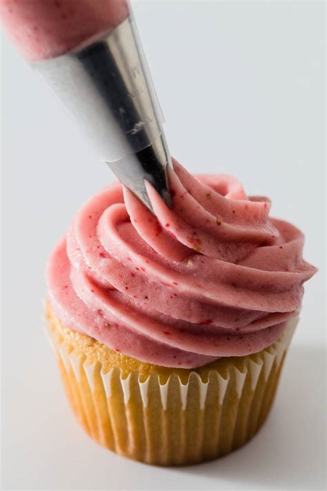 The Best Cupcake Frosting Recipes - Frostings for Cakes and Cupcakes